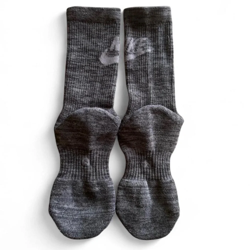 Nike Boys Performance Crew Sock - Grey Heather - Medium NWOT